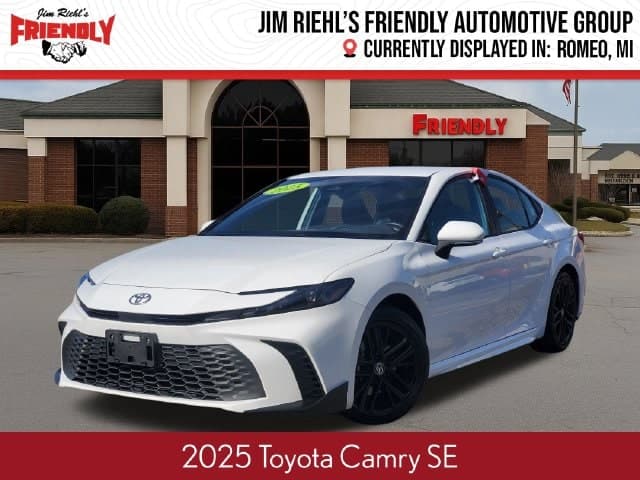 2025 Toyota Camry SE — photo 1 of 38