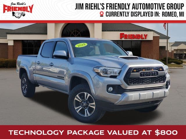 2018 Toyota Tacoma TRD Sport V6 — photo 1 of 37