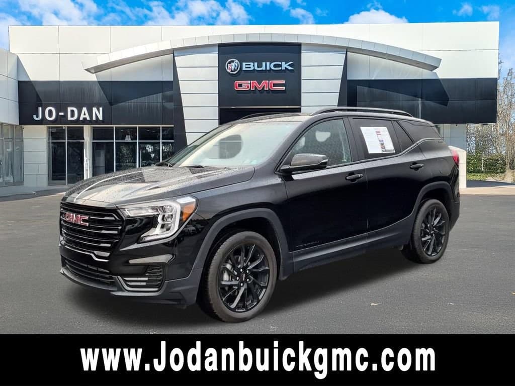 2024 GMC Terrain SLE — photo 1 of 27