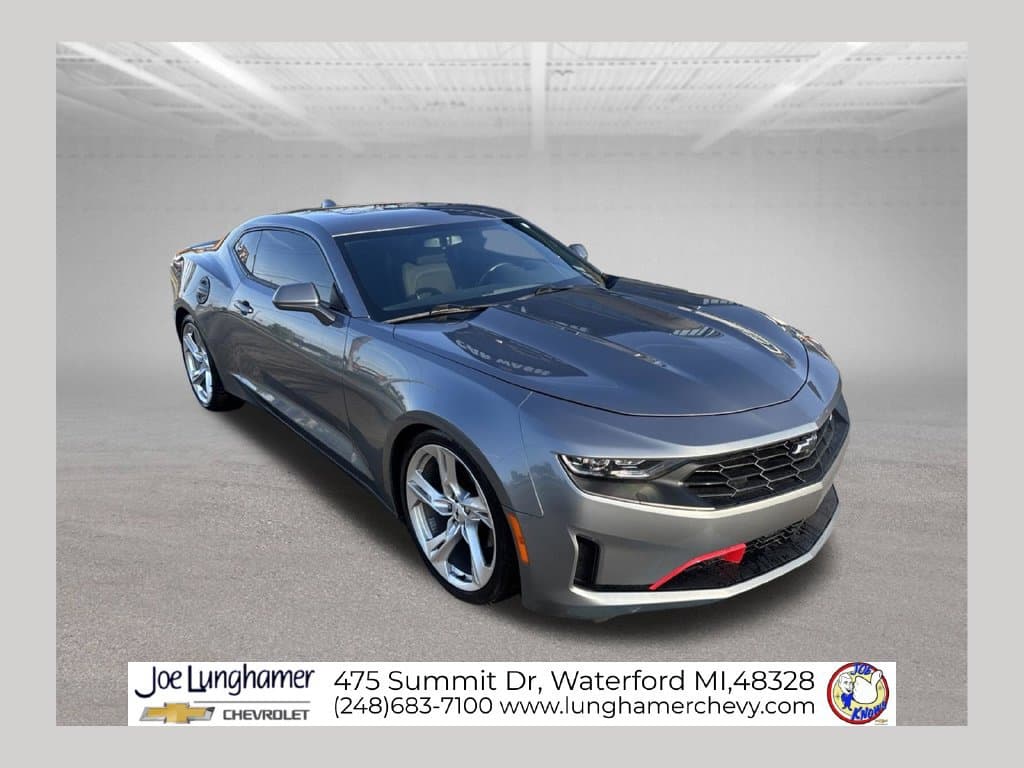 2022 Chevrolet Camaro 1LT — photo 1 of 17