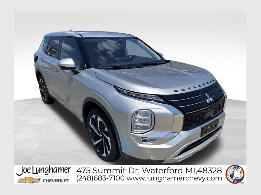 2023 Mitsubishi Outlander SE 2.5 2WD — photo 1 of 14