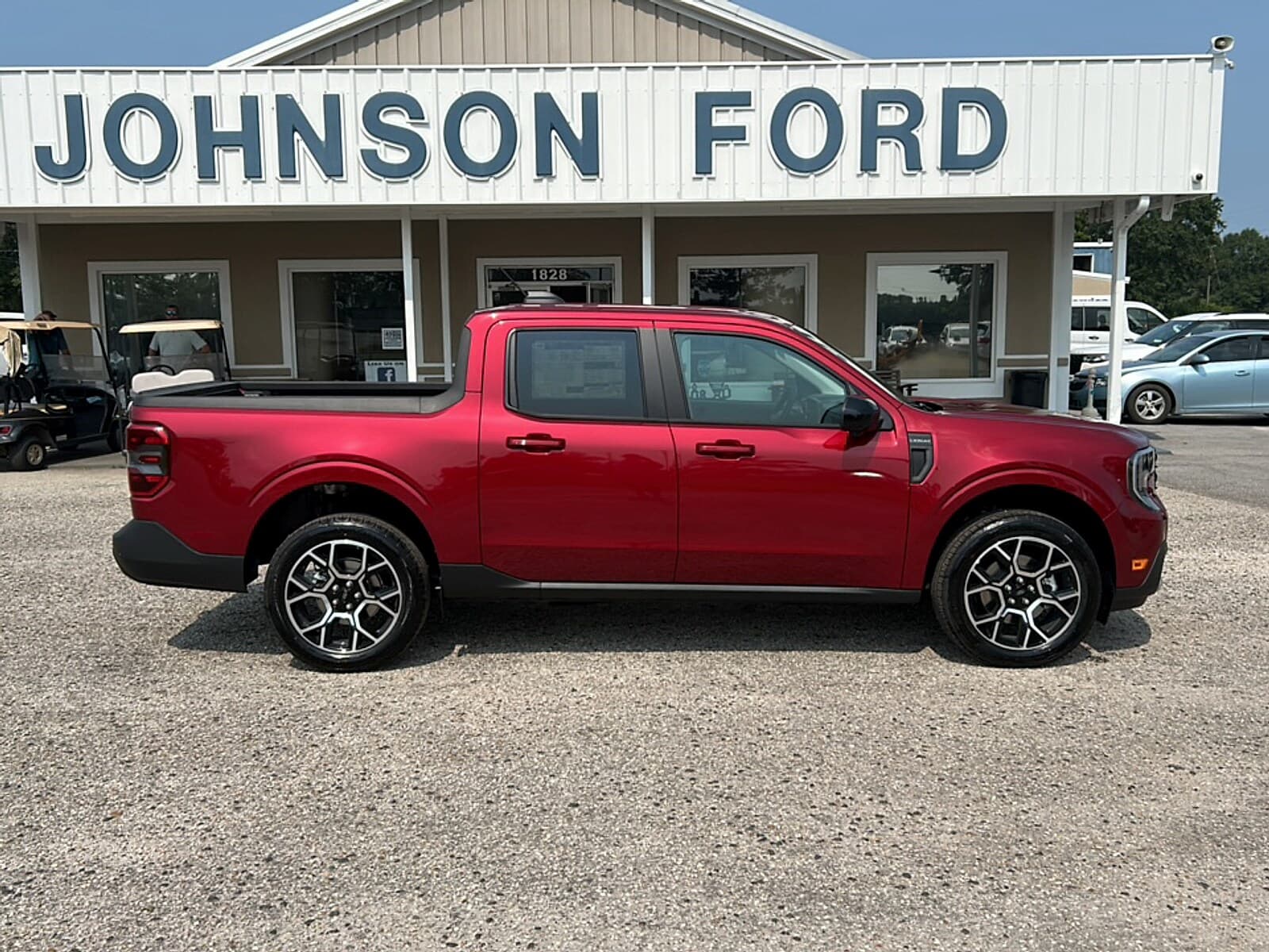 2026 Ford Maverick Lariat — photo 1 of 12