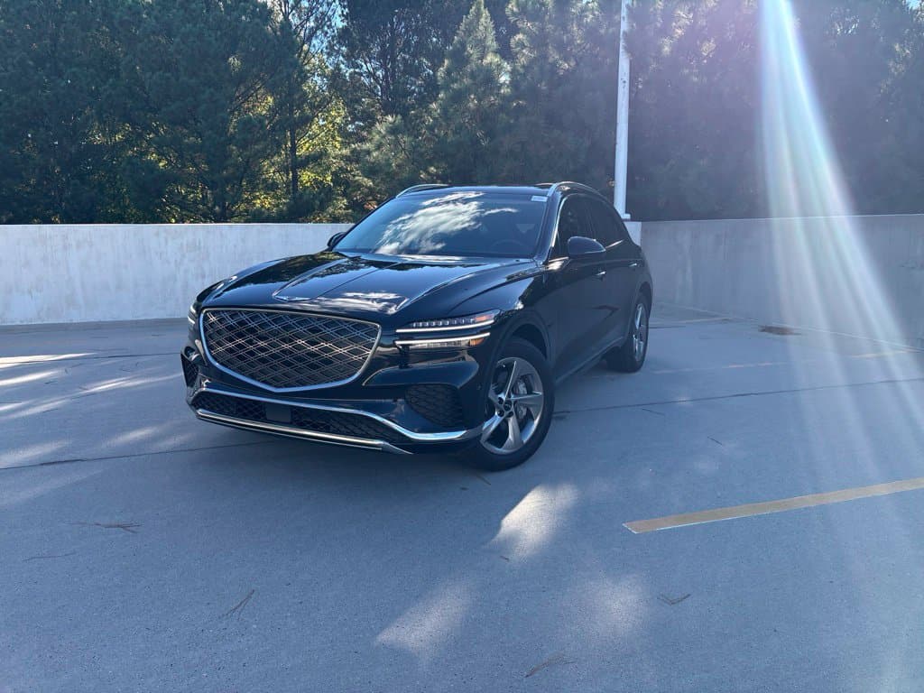 2026 Genesis GV70 2.5T Advanced — photo 1 of 41