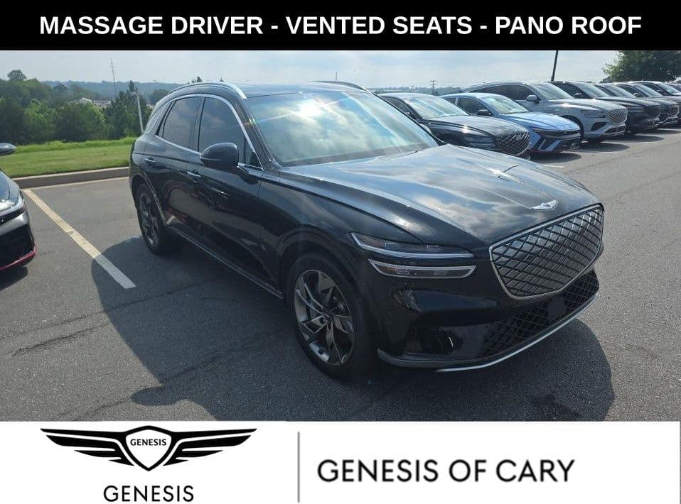 2023 Genesis Electrified GV70 Advanced — photo 1 of 8