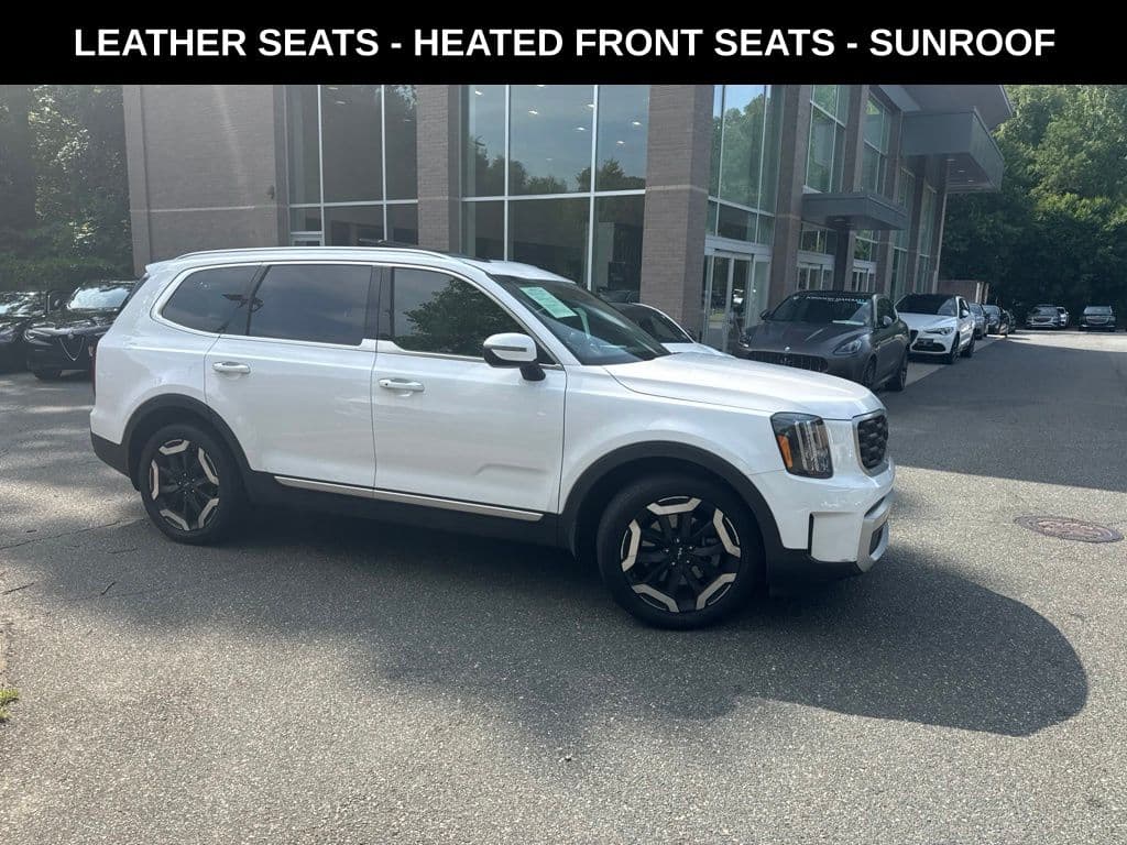 2025 Kia Telluride S — photo 1 of 28
