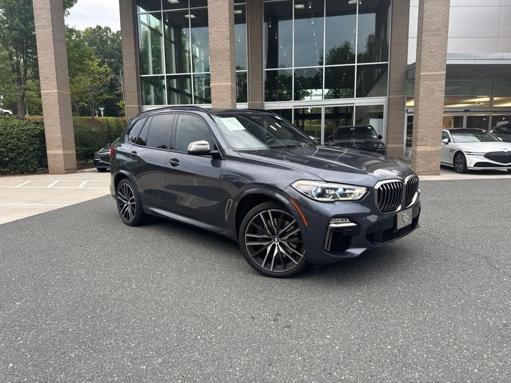 2021 BMW X5 M50i — photo 1 of 37