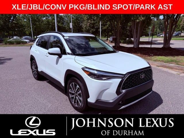 2023 Toyota Corolla Cross XLE — photo 1 of 24