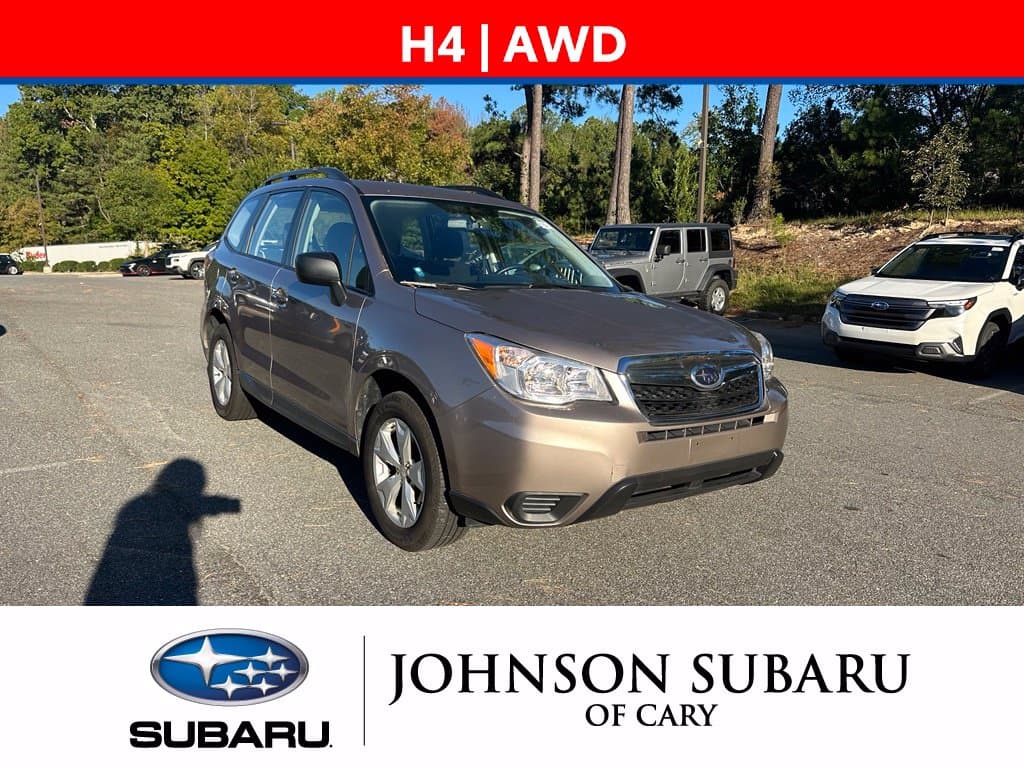 2016 Subaru Forester 2.5i — photo 1 of 18
