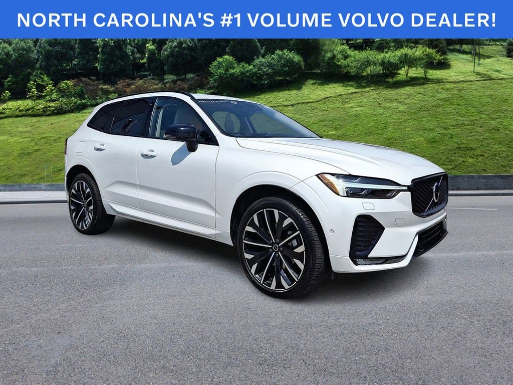 2026 Volvo XC60 B5 Ultra — photo 1 of 35