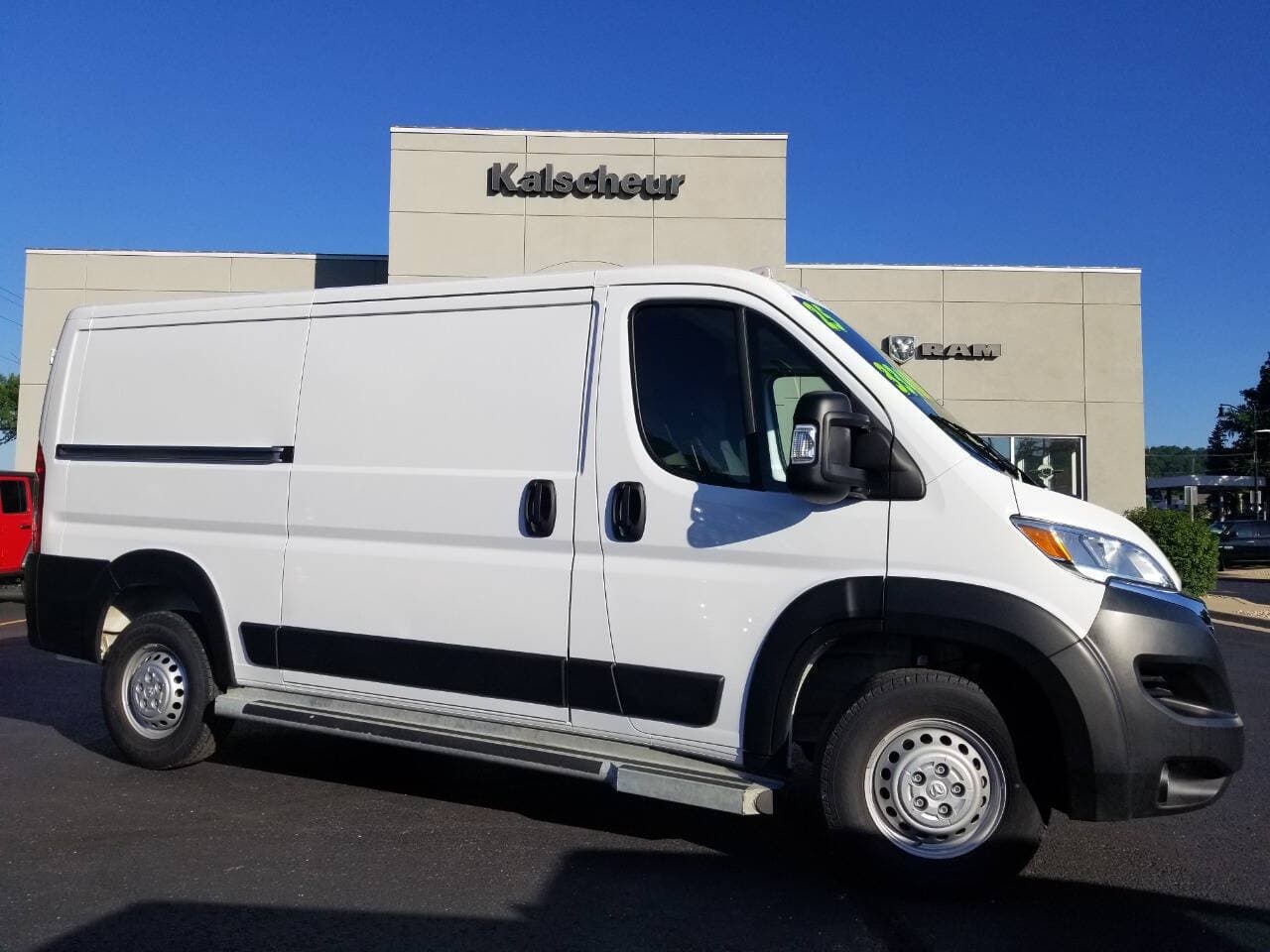 2025 RAM Promaster Tradesman 2500 136 WB 3dr Low Roof Cargo Van w/ Pa — photo 1 of 27