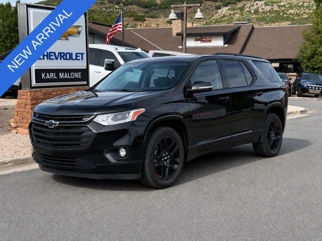 2021 Chevrolet Traverse Premier — photo 1 of 10