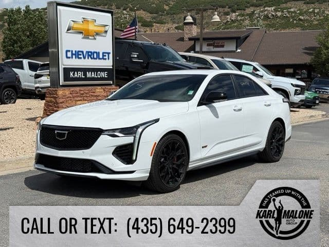 2026 Cadillac CT4 V-Series — photo 1 of 38