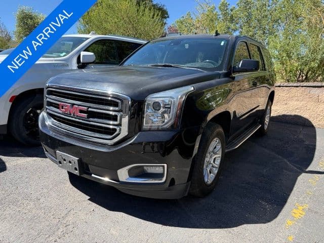 2017 GMC Yukon SLT — photo 1 of 10