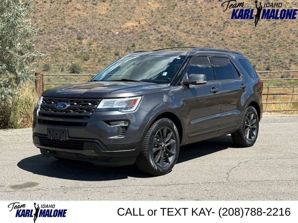 2019 Ford Explorer XLT — photo 1 of 41