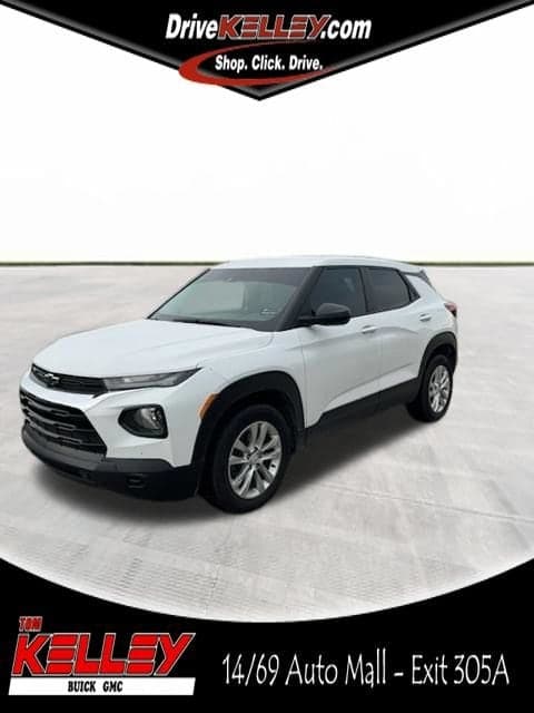 2022 Chevrolet Trailblazer LS — photo 1 of 16