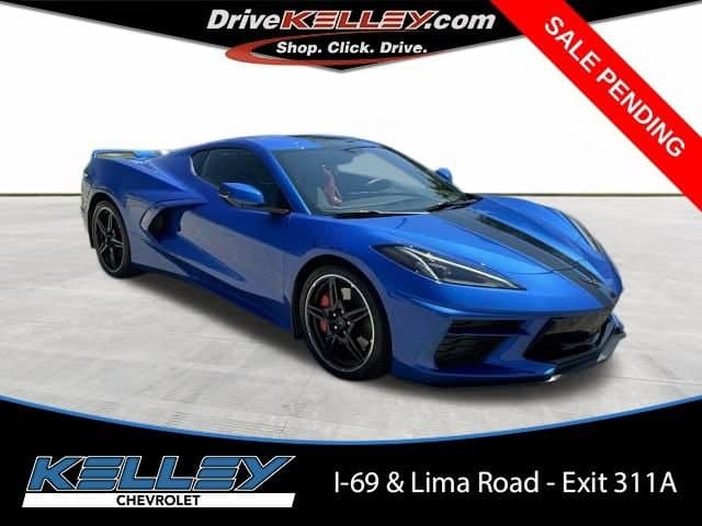 2022 Chevrolet Corvette Stingray 2LT — photo 1 of 42