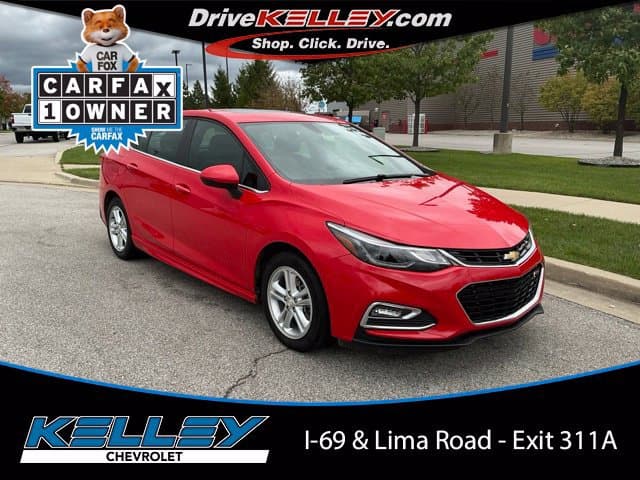 2018 Chevrolet Cruze LT — photo 1 of 40