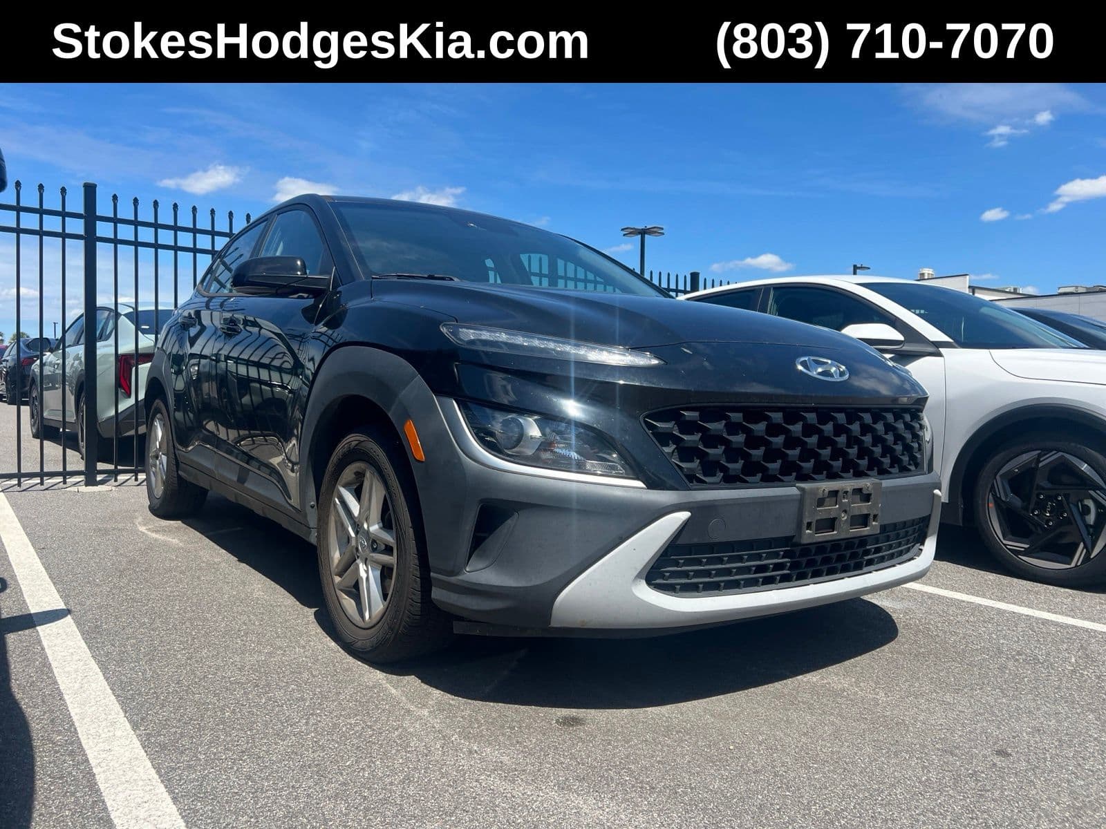 2022 Hyundai Kona SE — photo 1 of 6
