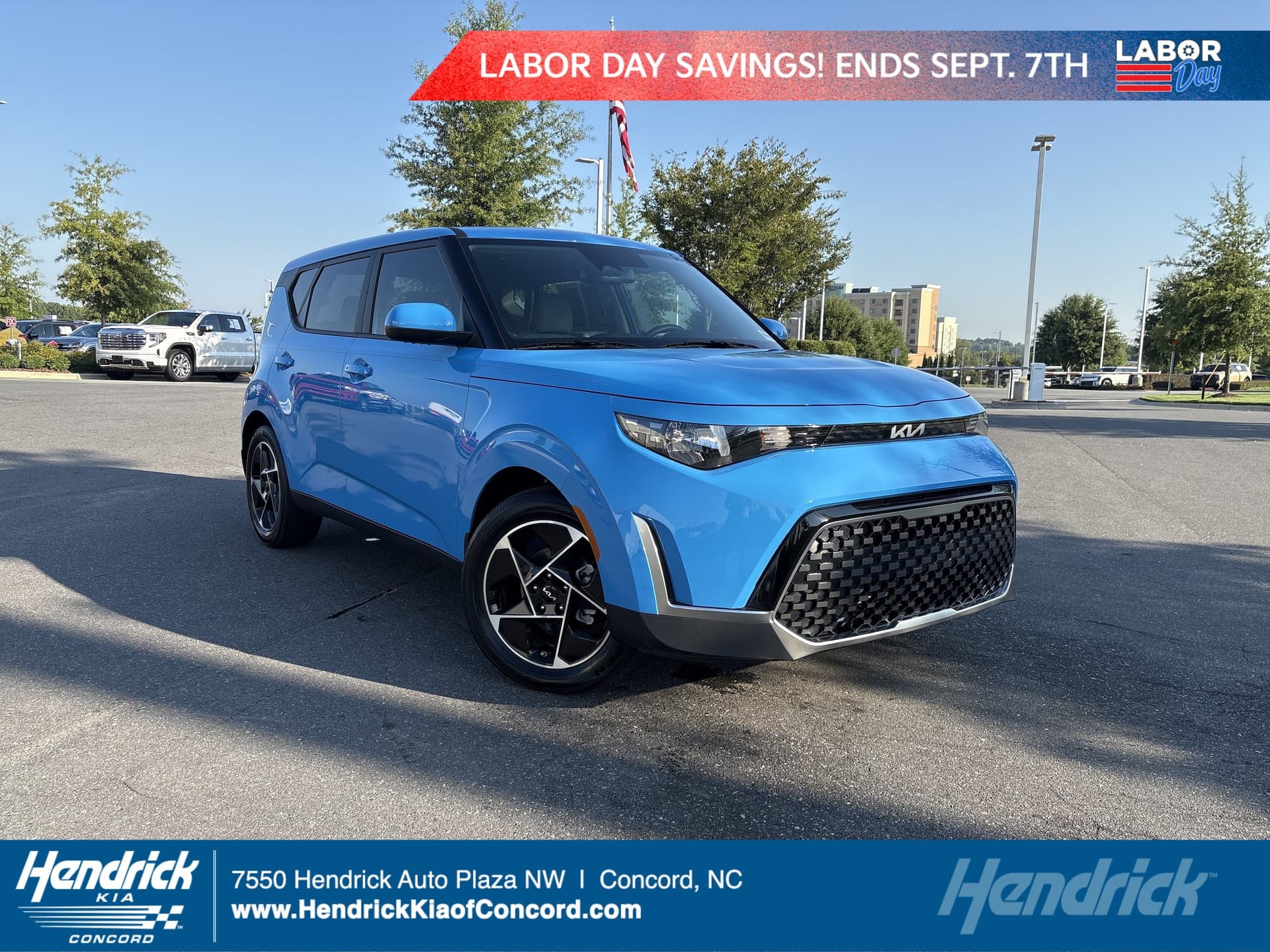 2025 Kia Soul EX — photo 1 of 38
