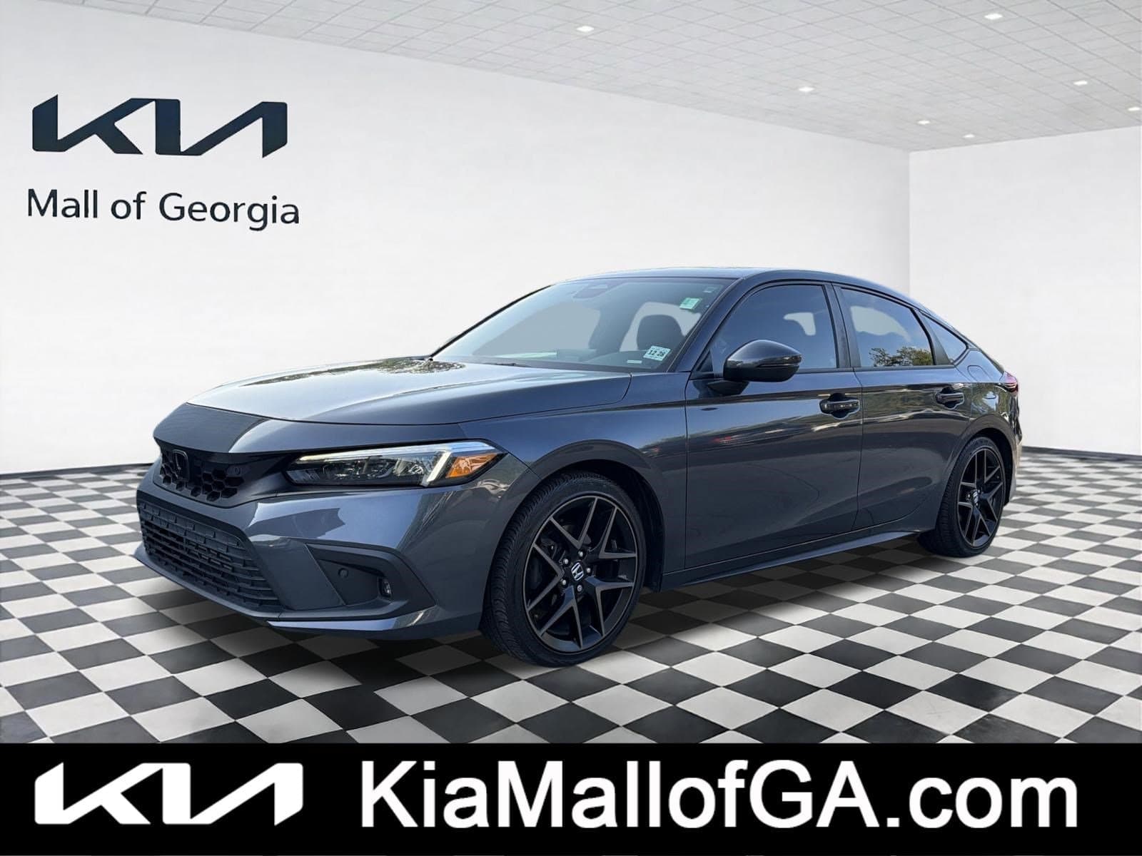 2024 Honda Civic Hatchback Sport Touring — photo 1 of 10