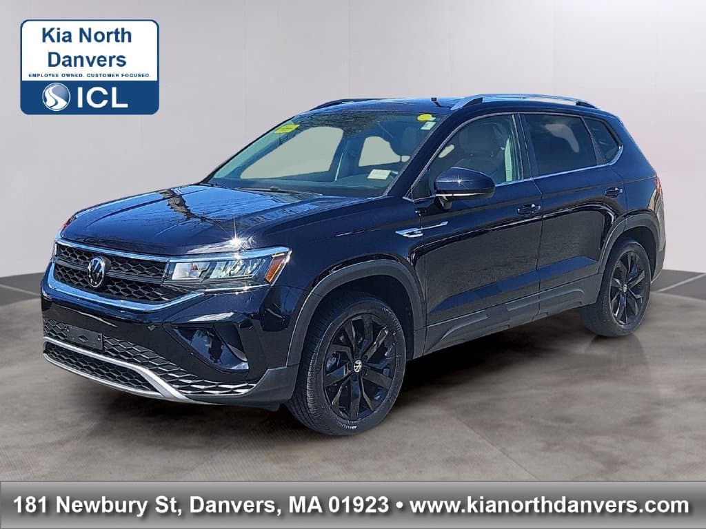 2023 Volkswagen Taos Base — photo 1 of 33