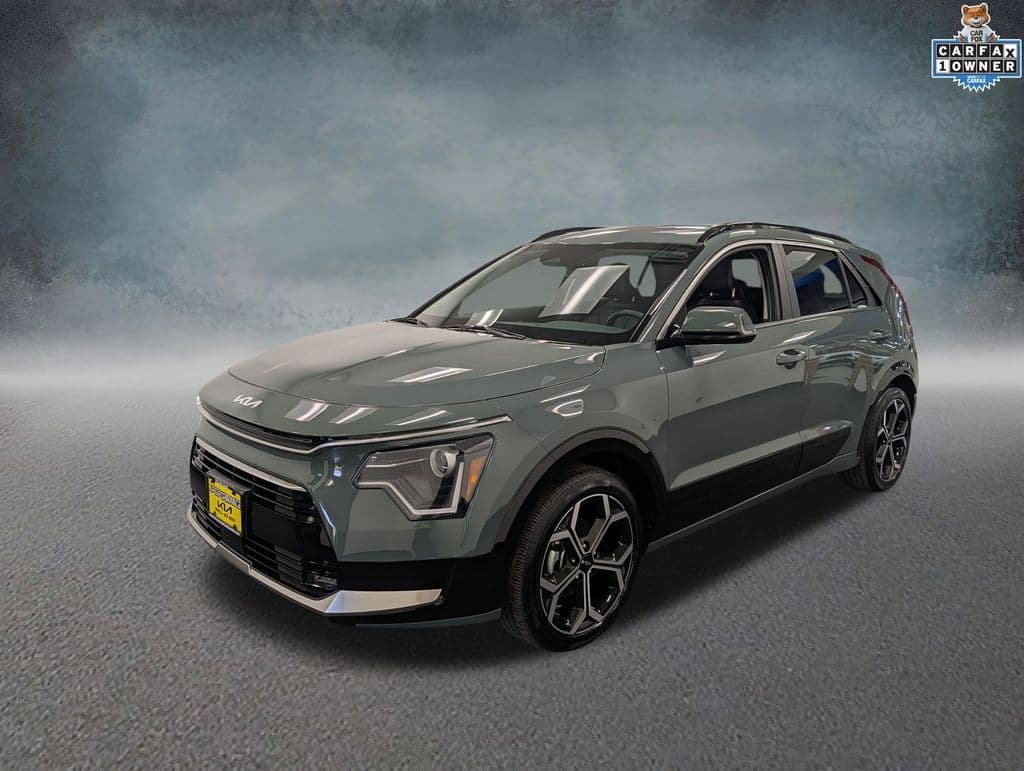 2025 Kia Niro EX Touring — photo 1 of 36