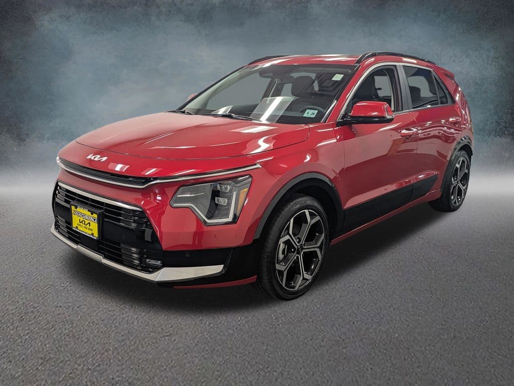 2023 Kia Niro SX Touring — photo 1 of 31