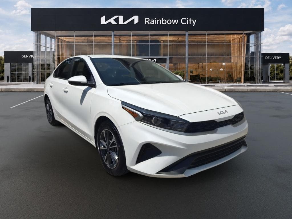 2023 Kia Forte LXS — photo 1 of 21