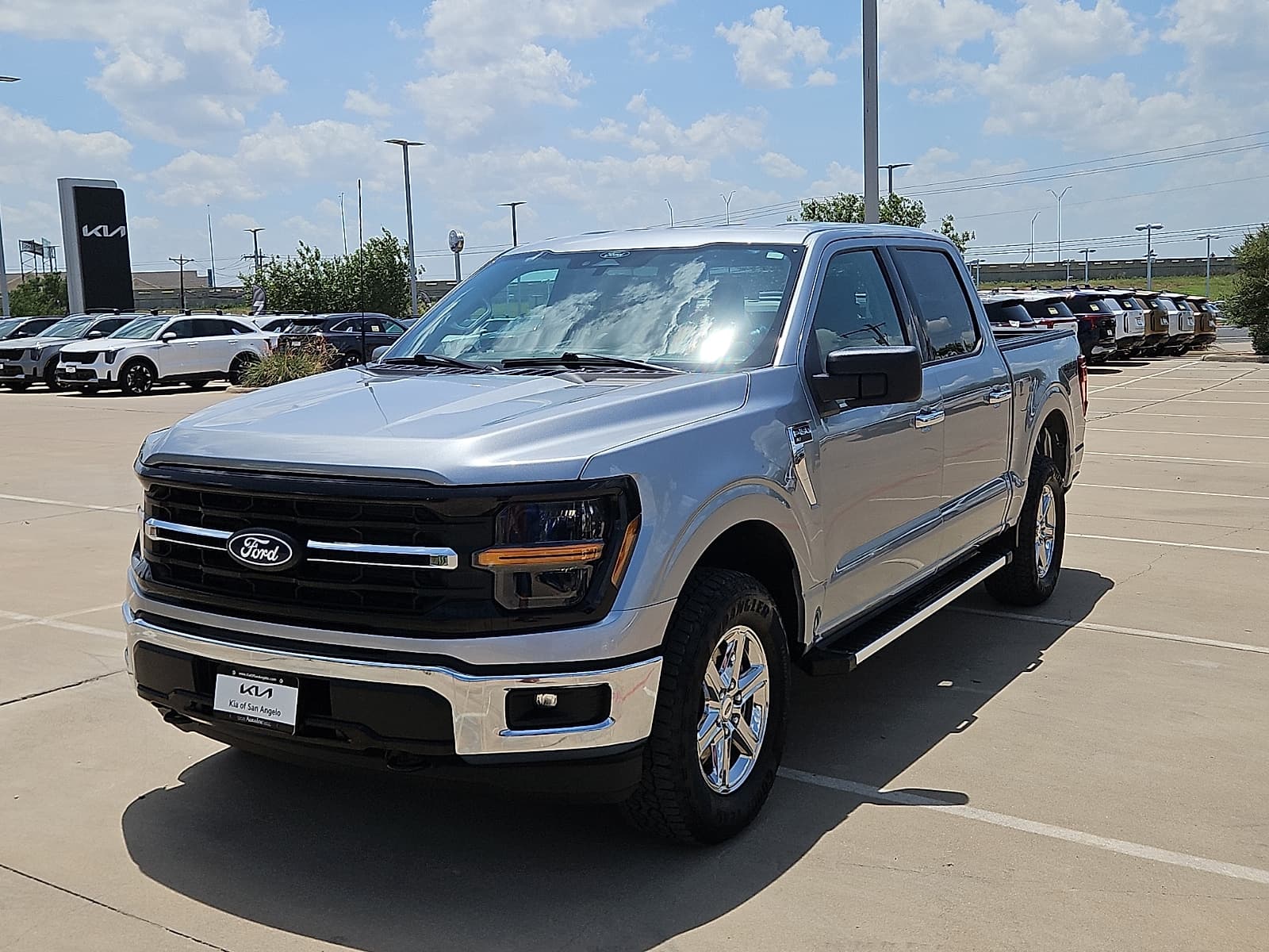 2025 Ford F-150 XLT 4x4 SuperCrew Cab 5.5 ft. box 145 in. WB — photo 1 of 20