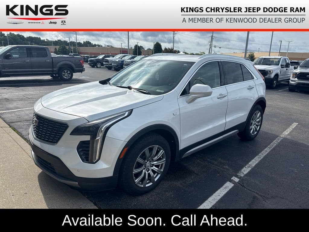 2019 Cadillac XT4 Premium Luxury — photo 1 of 10