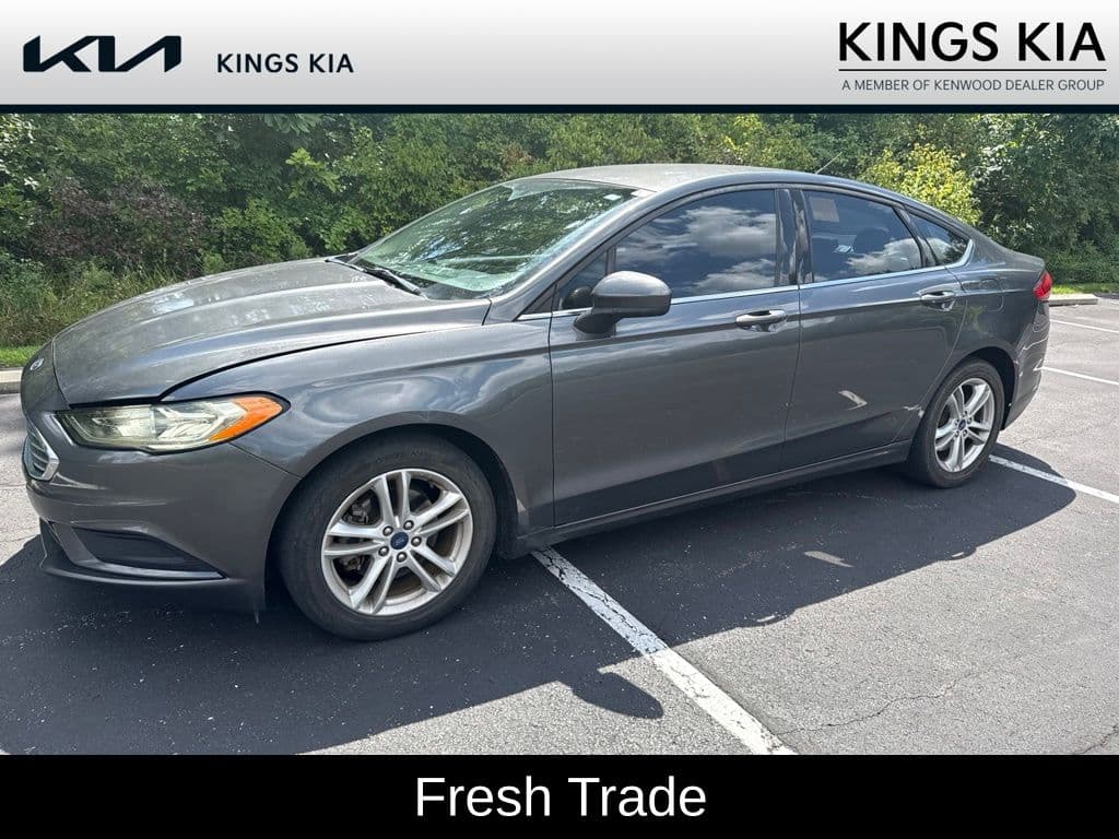 2018 Ford Fusion SE — photo 1 of 7