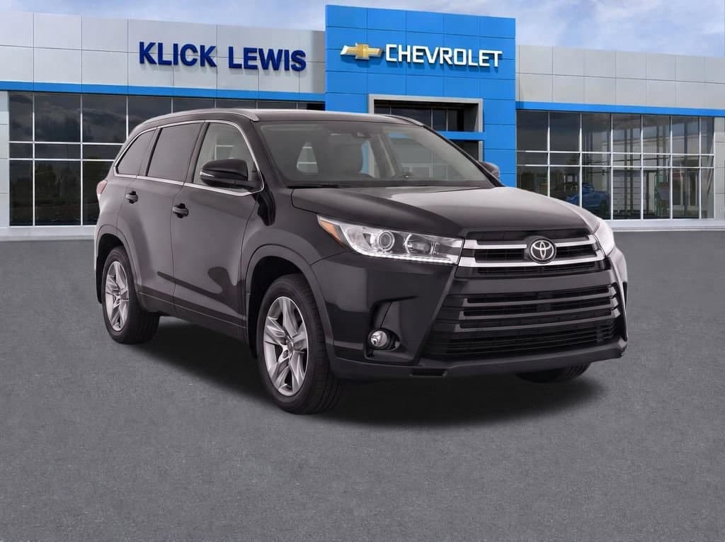 2019 Toyota Highlander Limited — photo 1 of 13