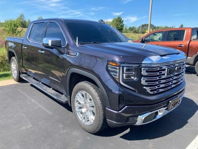 2024 GMC Sierra 1500 Denali — photo 1 of 5