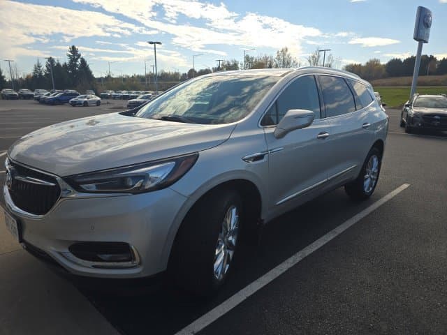 2021 Buick Enclave Premium — photo 1 of 9
