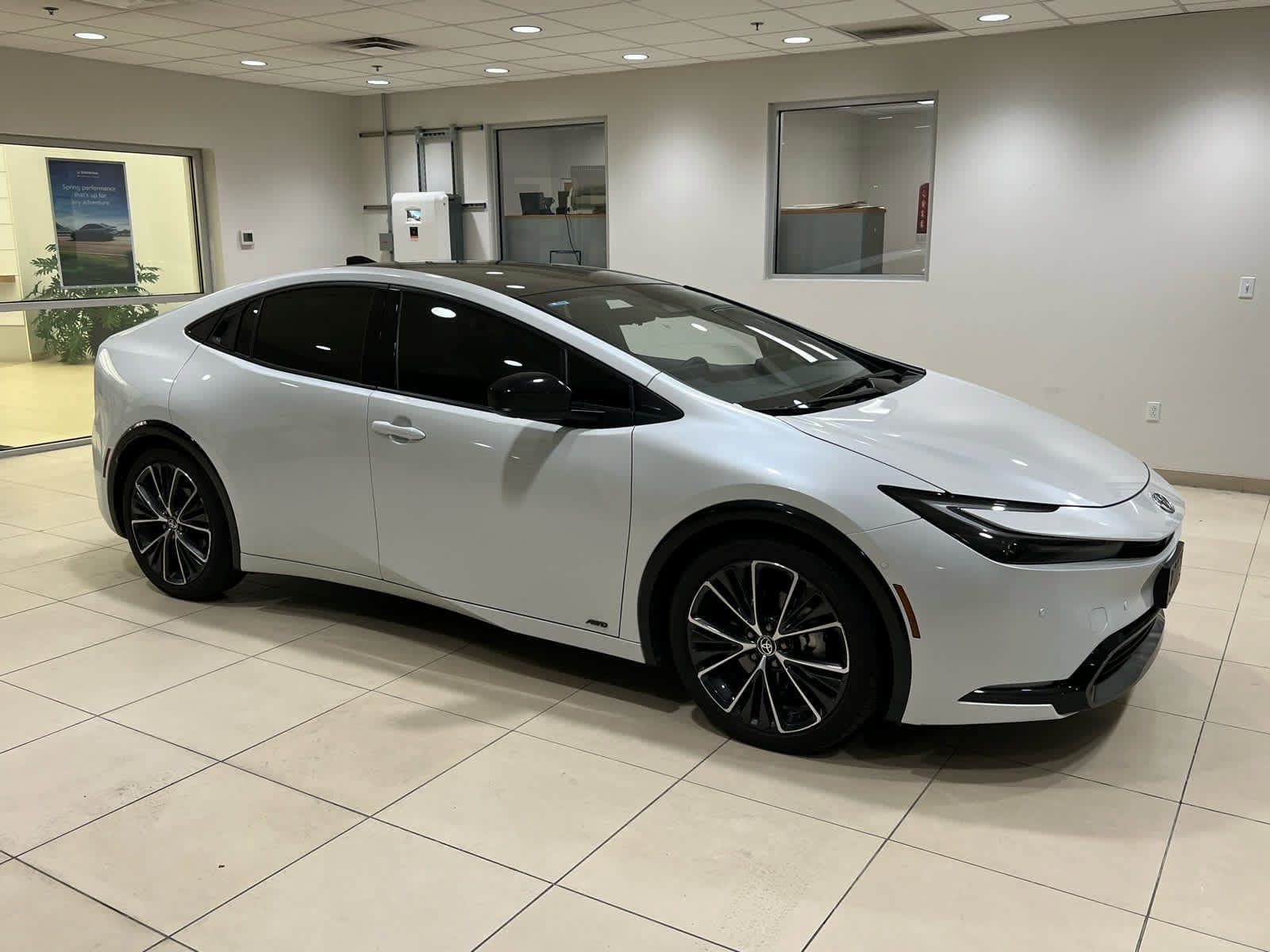 2024 Toyota Prius Limited — photo 1 of 20
