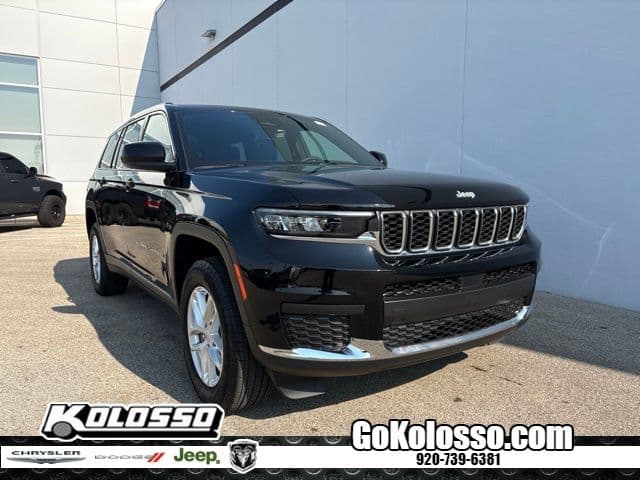 2025 Jeep Grand Cherokee L Laredo — photo 1 of 41