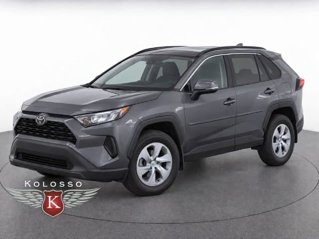 2019 Toyota RAV4 LE — photo 1 of 12