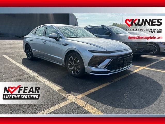 2024 Hyundai Sonata SEL — photo 1 of 23
