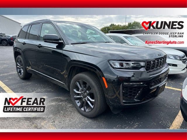 2026 Jeep Grand Cherokee Limited Reserve — photo 1 of 24