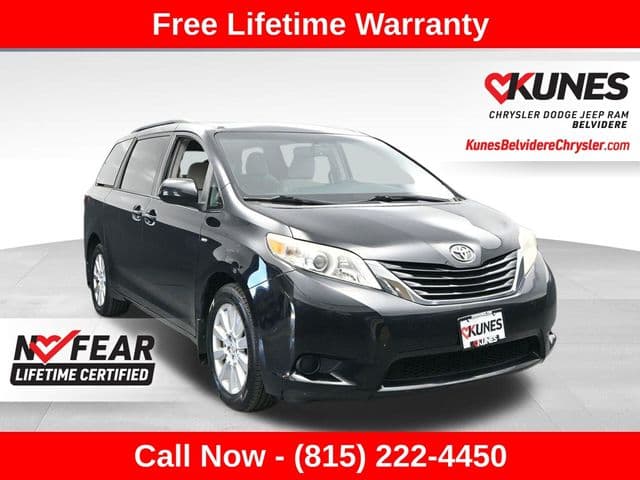 2017 Toyota Sienna LE 7 Passenger — photo 1 of 46