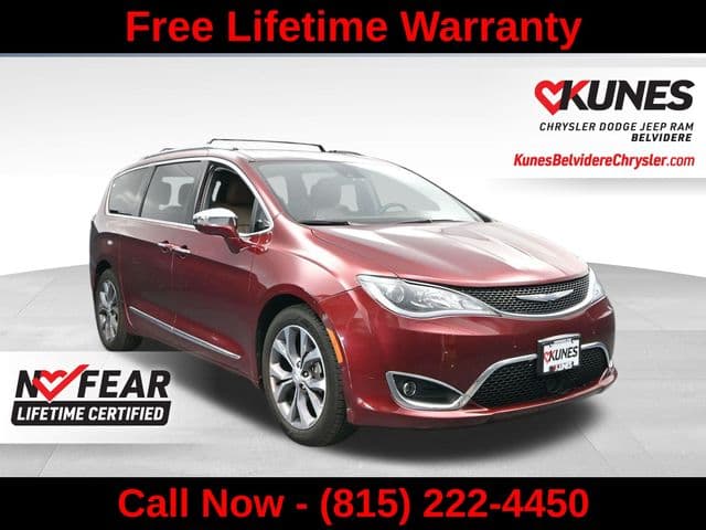 2017 Chrysler Pacifica Limited — photo 1 of 52