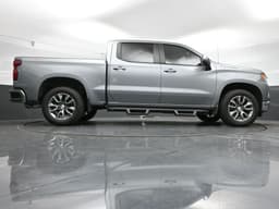 Extra Photo