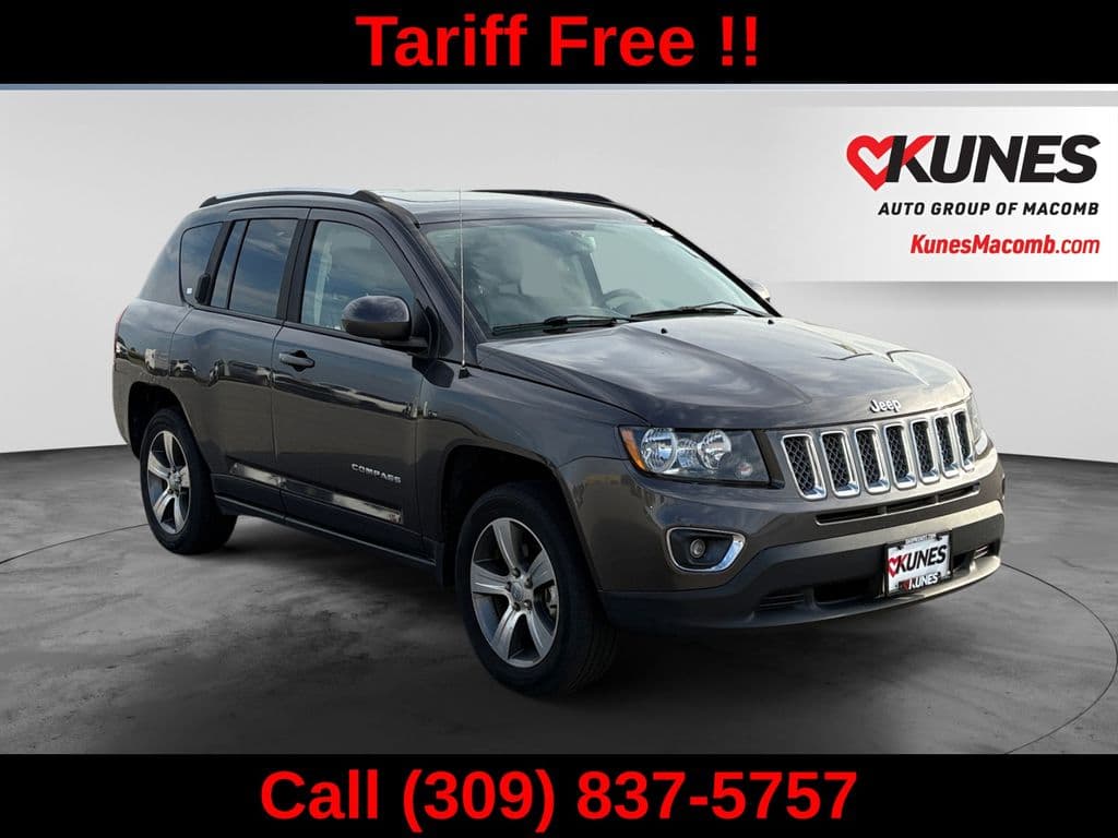 2016 Jeep Compass Latitude — photo 1 of 48