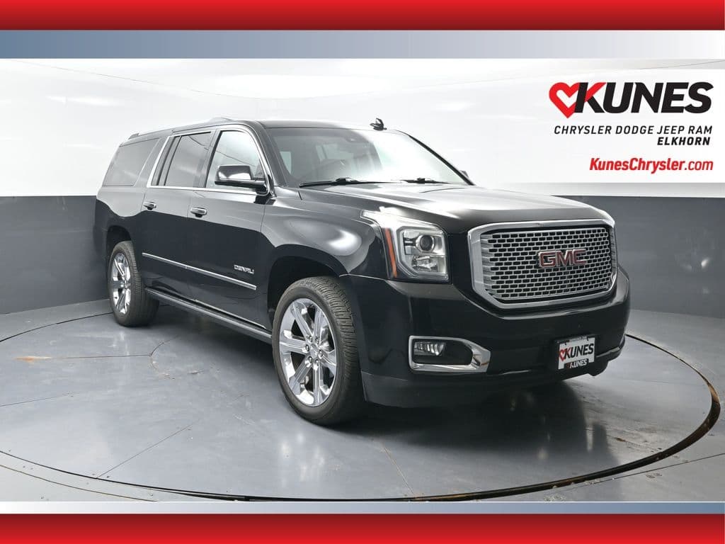2016 GMC Yukon XL Denali — photo 1 of 33