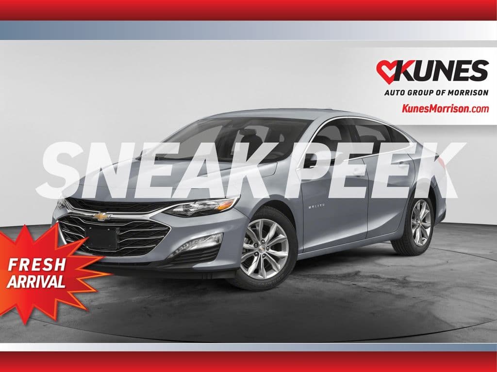 2024 Chevrolet Malibu LT — photo 1 of 18