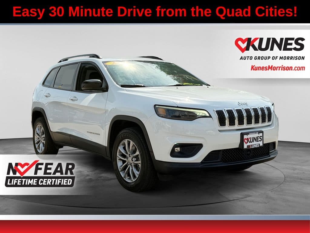 2022 Jeep Cherokee Latitude Lux — photo 1 of 52