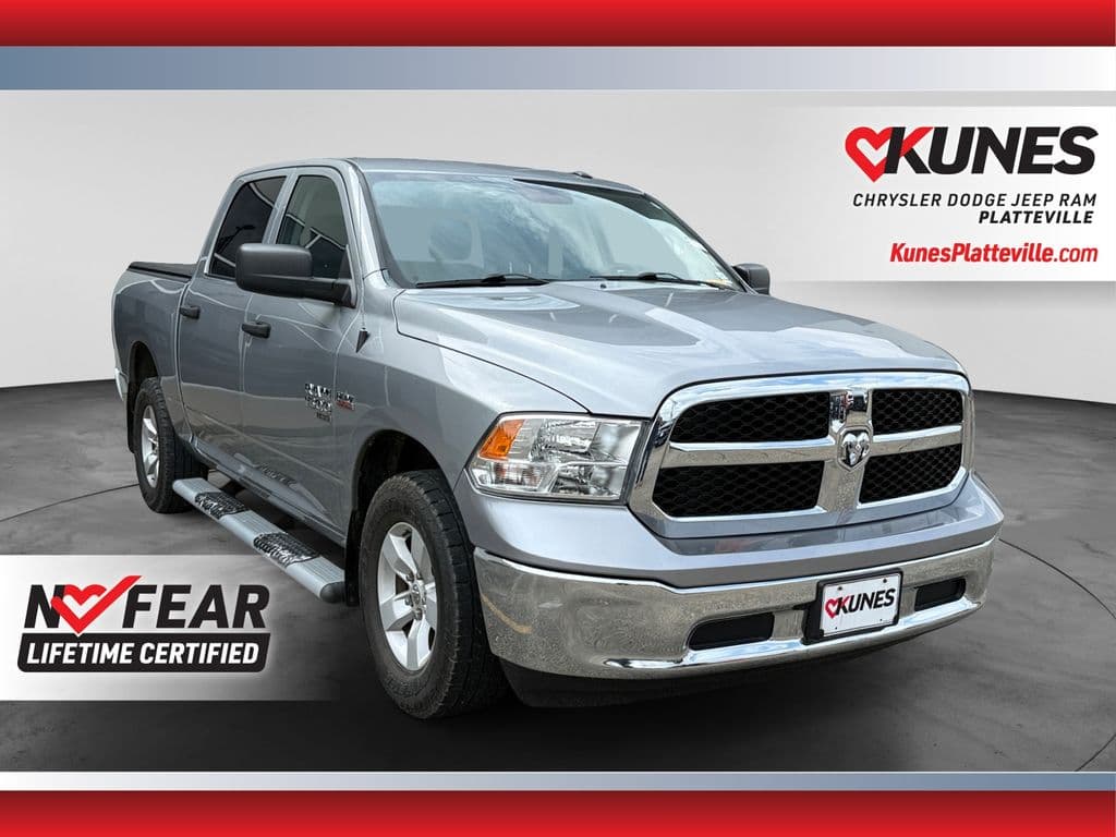 2021 RAM 1500 Classic Tradesman — photo 1 of 43