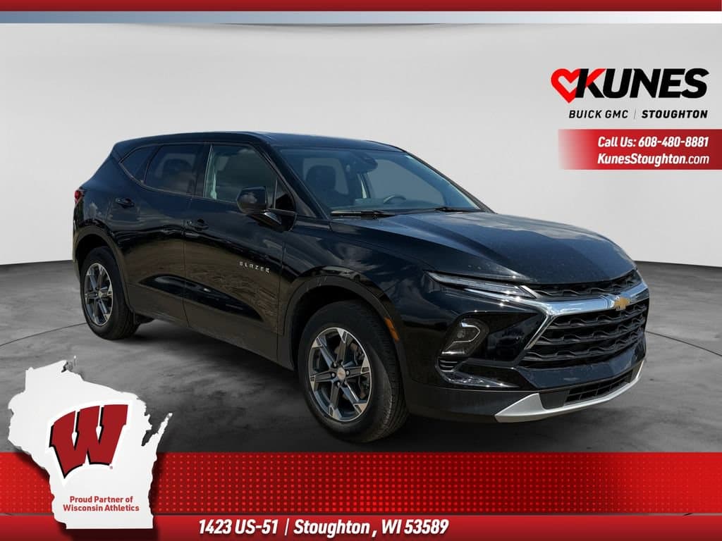 2025 Chevrolet Blazer 2LT — photo 1 of 47