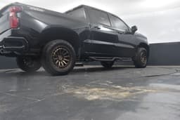 Extra Photo