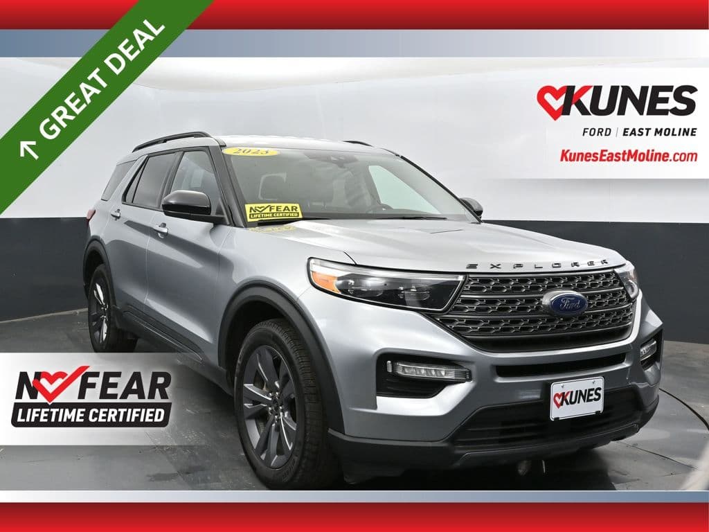 2023 Ford Explorer XLT — photo 1 of 60